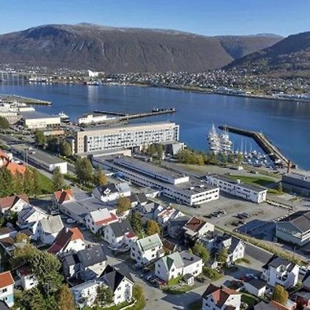 In The Heart Of The Aurora Borealis - Tromso City Tromsø Exterior foto
